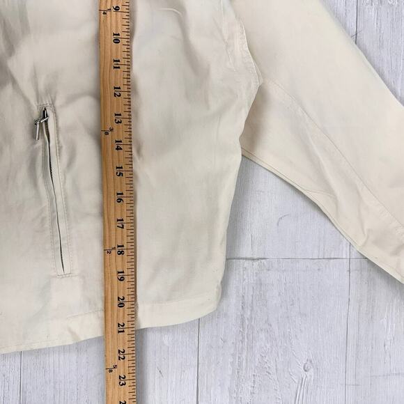 Sundance Cropped Utility Jacket Size 8 Cream Buttons Pockets Long Sleeve - Picture 12 of 14